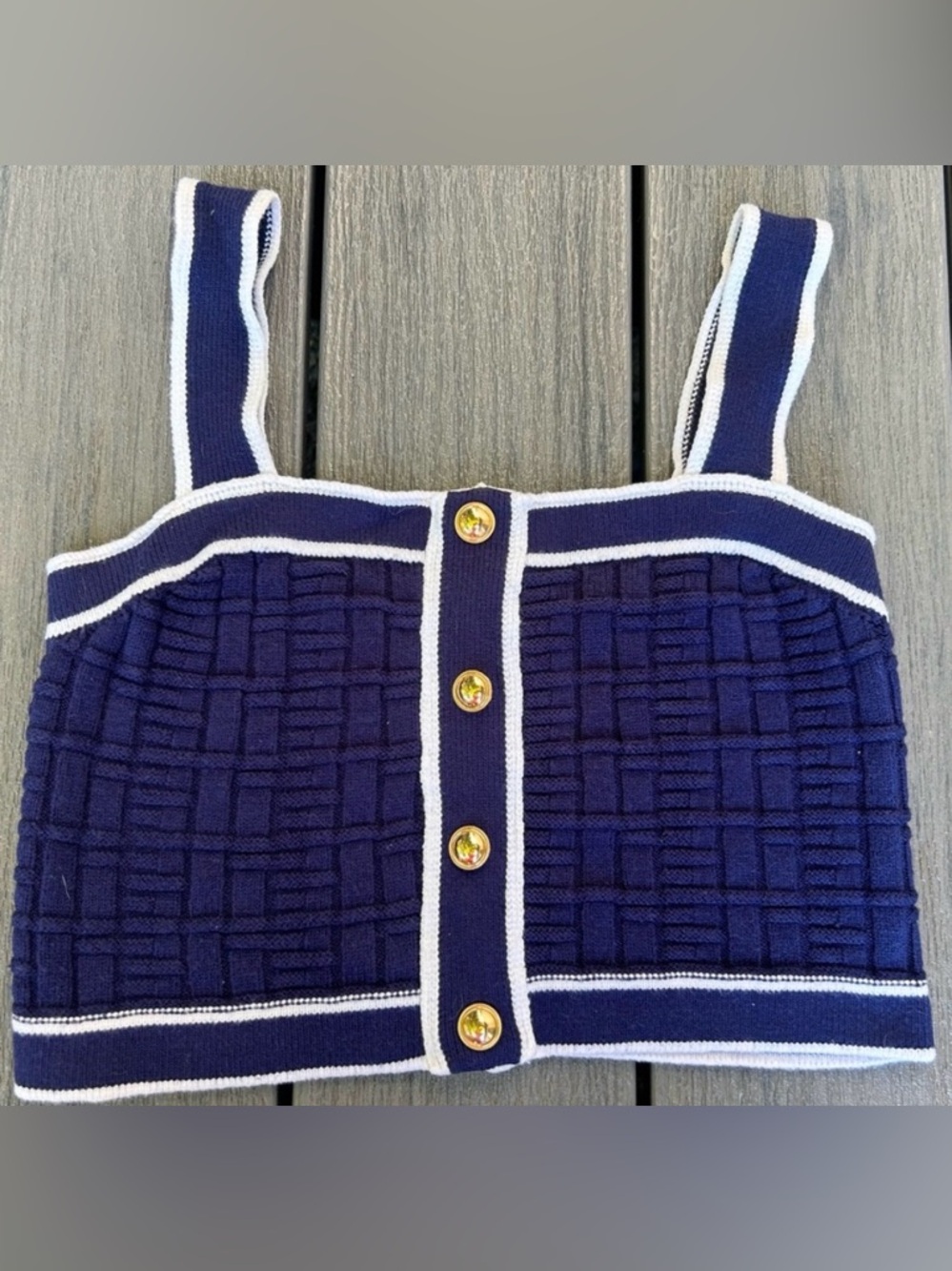 CHIC KNIT SLEEVELESS TOP. ELEGANT, CLASSIC and TIMELESS